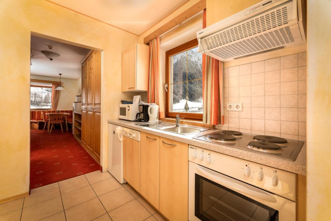 Hotel Alfaierhof-Bergheimat Gschnitz Esterno foto