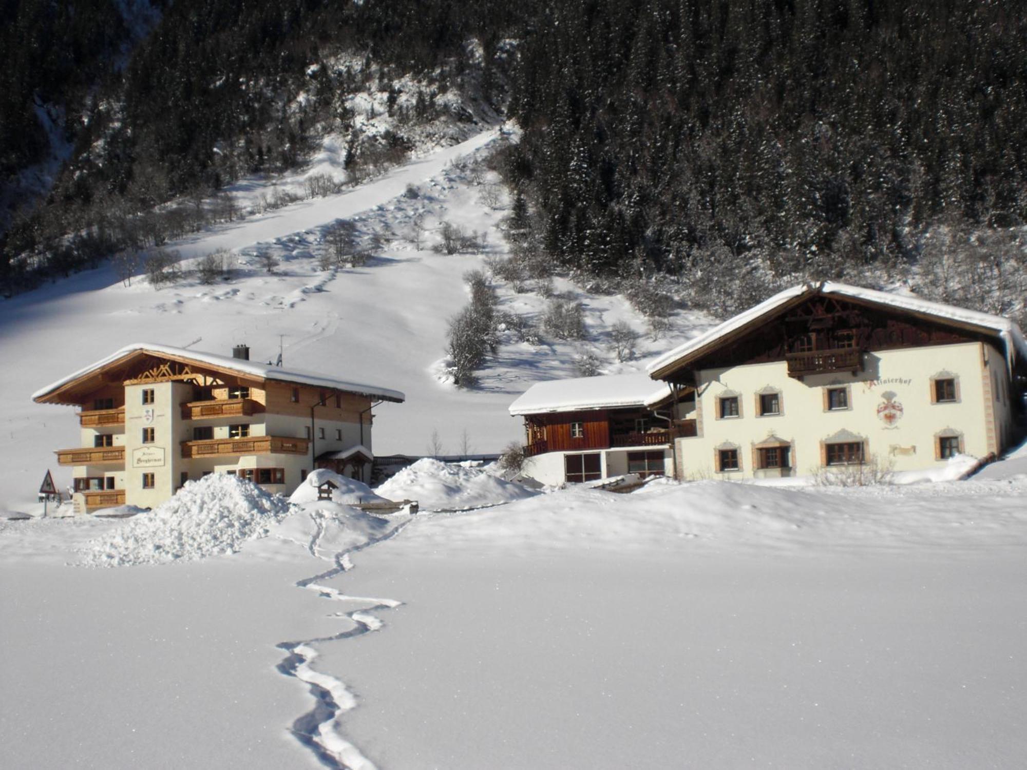 Hotel Alfaierhof-Bergheimat Gschnitz Esterno foto